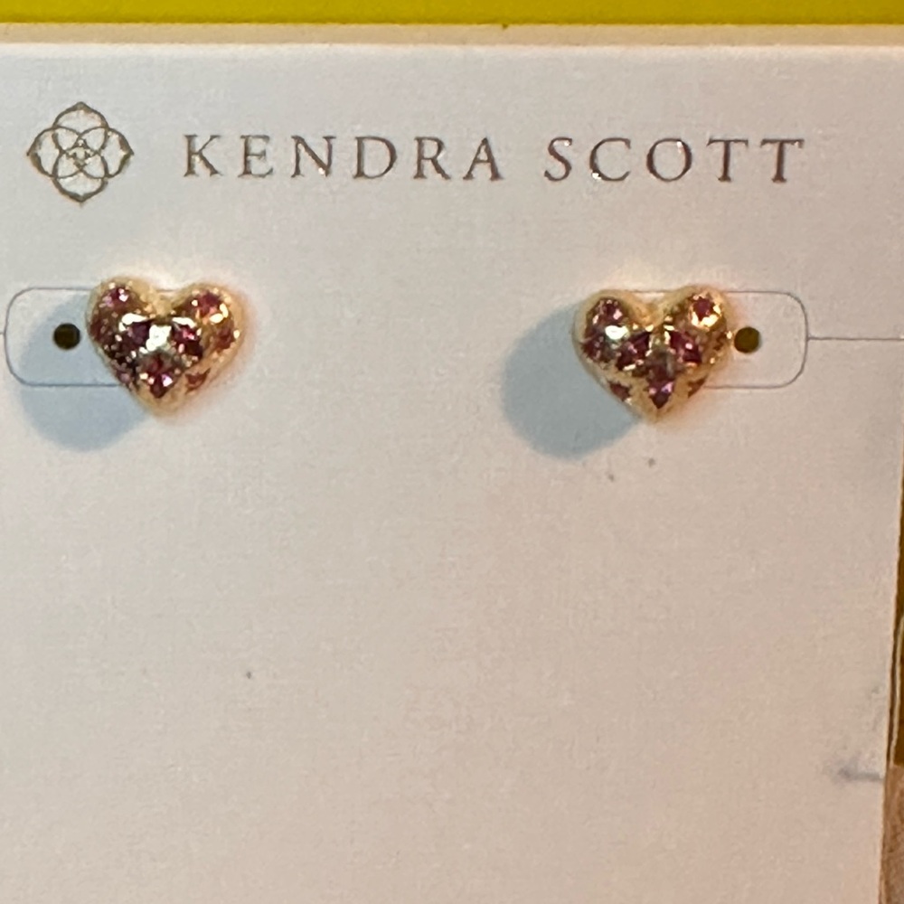Kendra Scott Holland Heart Gold and Pink Crystal Heart Earrings NWT - Picture 2 of 6